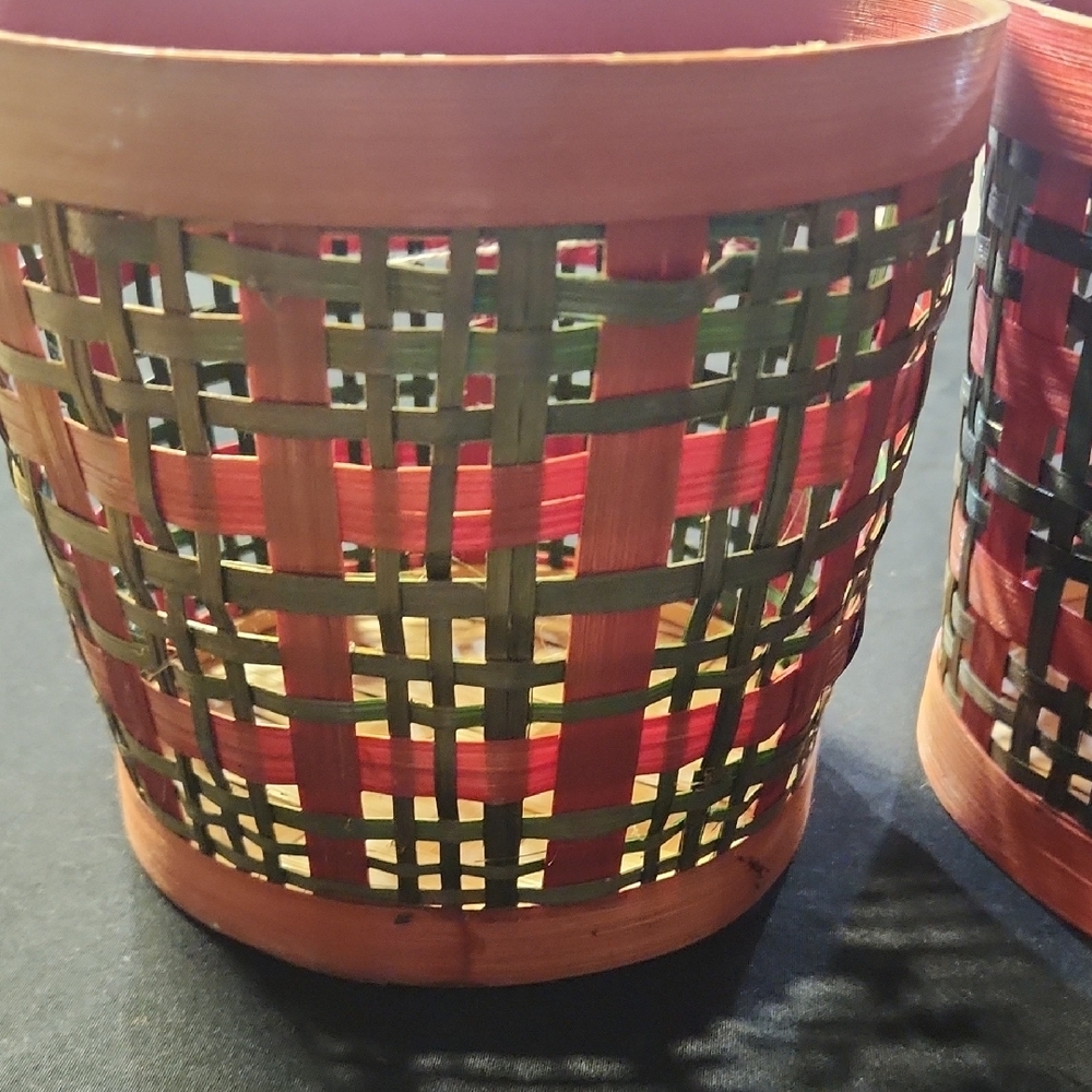 Festive Plaid Woven Baskets - Picture 2 of 4